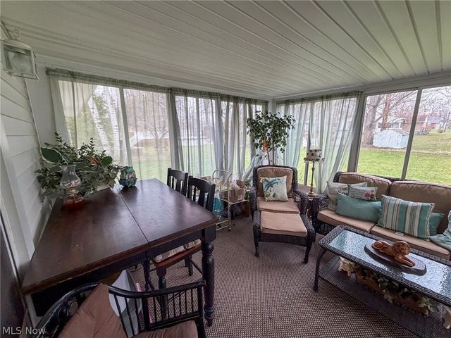 5212 Calla Avenue NW, Warren, OH 44483