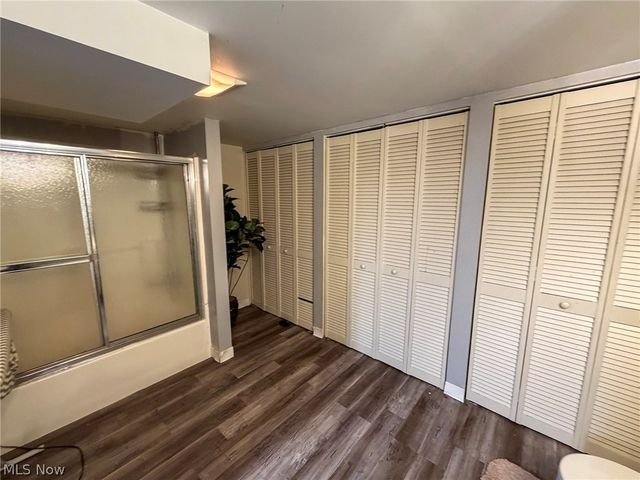 5212 Calla Avenue NW, Warren, OH 44483