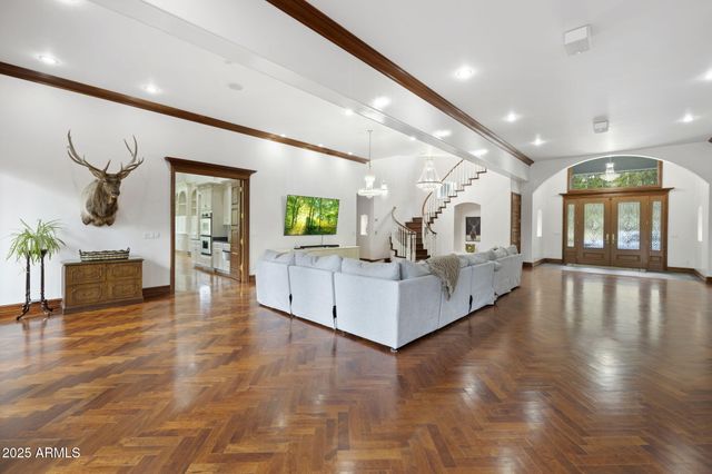 1430 E PUMA Place F, Munds Park, AZ 86017