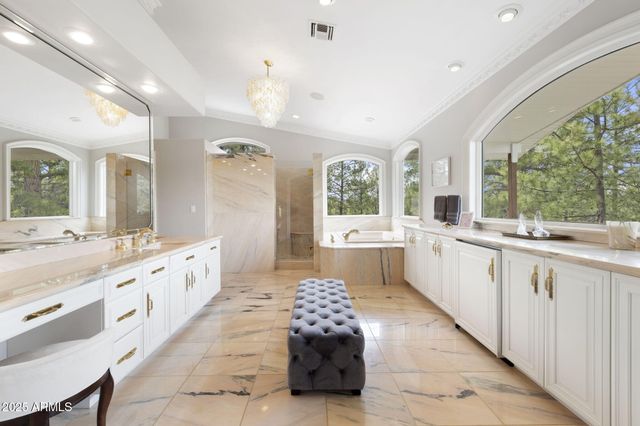 1430 E PUMA Place F, Munds Park, AZ 86017