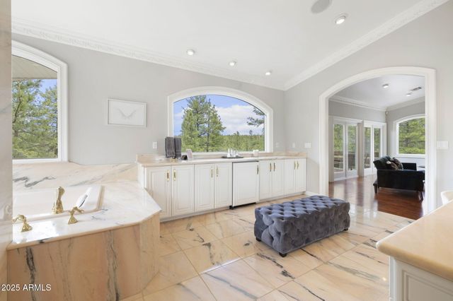 1430 E PUMA Place F, Munds Park, AZ 86017