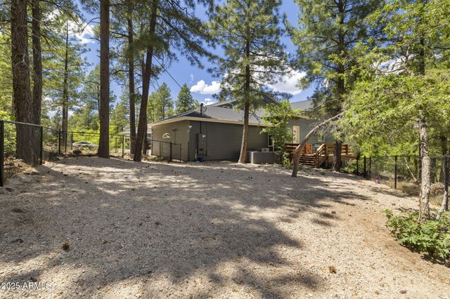 1430 E PUMA Place F, Munds Park, AZ 86017