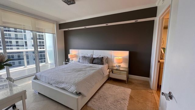 1830 S Ocean Dr 2204, Hallandale Beach, FL 33009