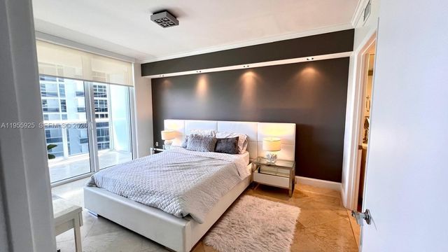 1830 S Ocean Dr 2204, Hallandale Beach, FL 33009