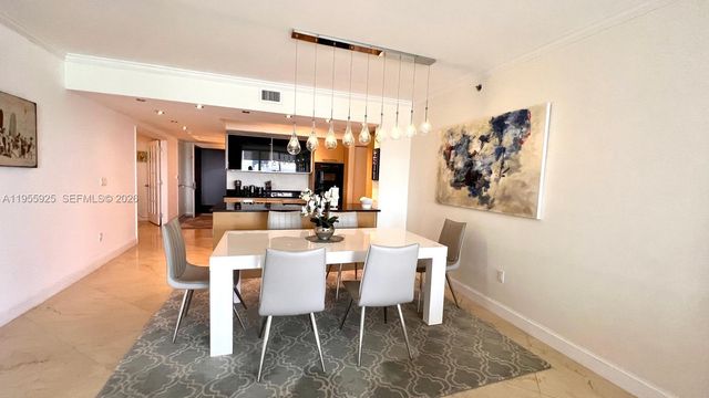 1830 S Ocean Dr 2204, Hallandale Beach, FL 33009