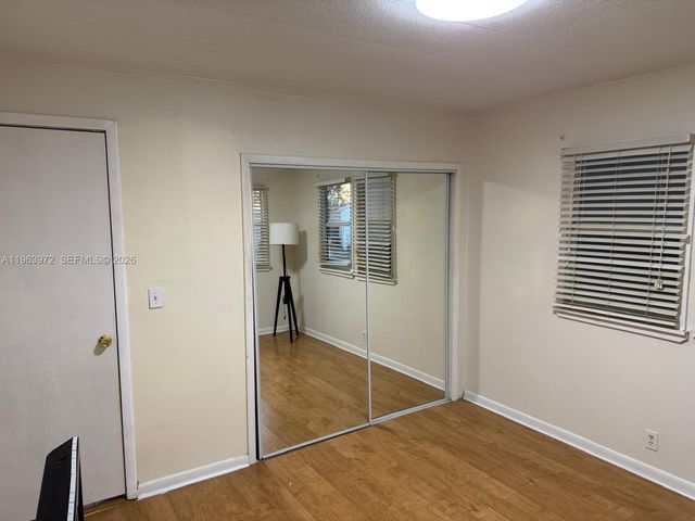 1721 SW 84th Avenue, Davie, FL 33324