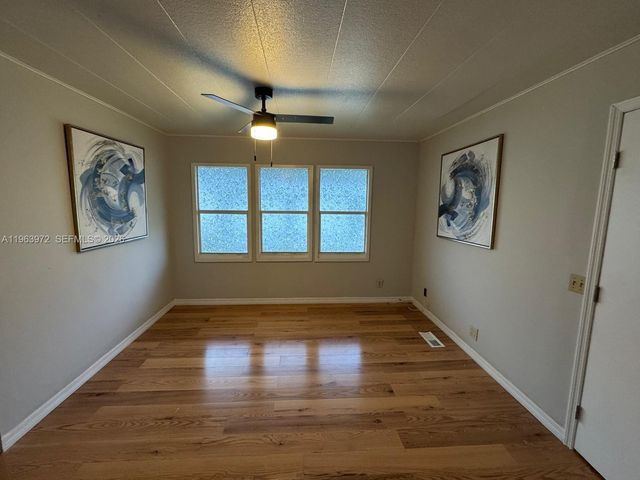 1721 SW 84th Avenue, Davie, FL 33324