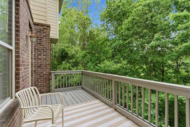 548 Summit Oaks Ct, Nashville, TN 37221