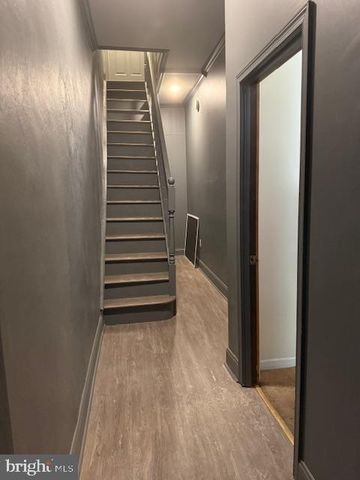 2112 S 3RD ST, Philadelphia, PA 19148