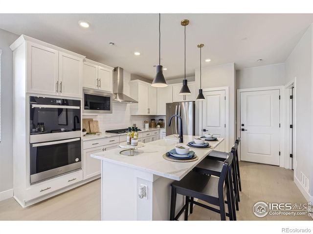 2801 Bear Springs Circle, Longmont, CO 80503