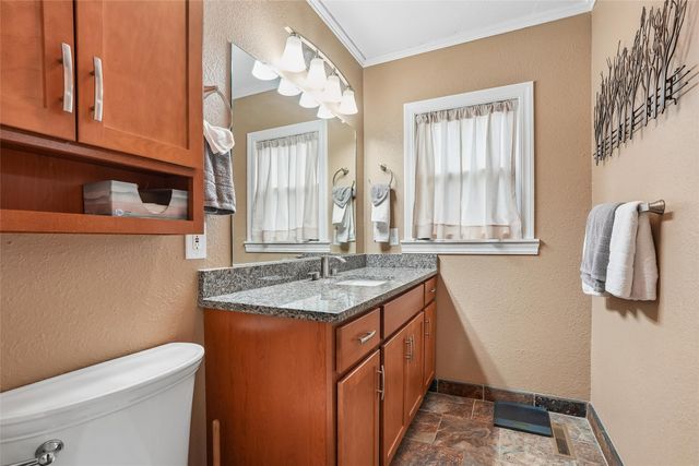 4000 53rd Street, Des Moines, IA 50310