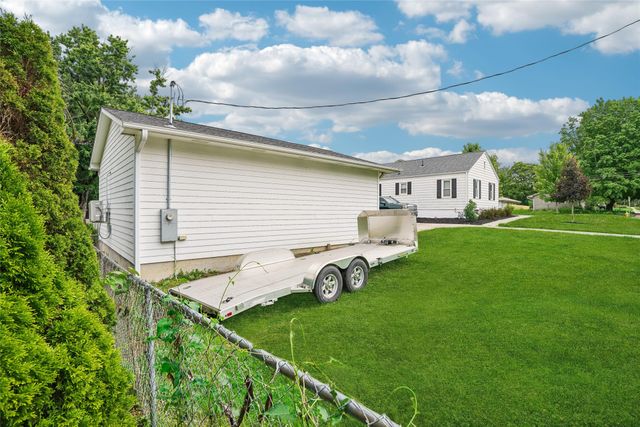 4000 53rd Street, Des Moines, IA 50310