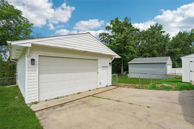 4000 53rd Street, Des Moines, IA 50310