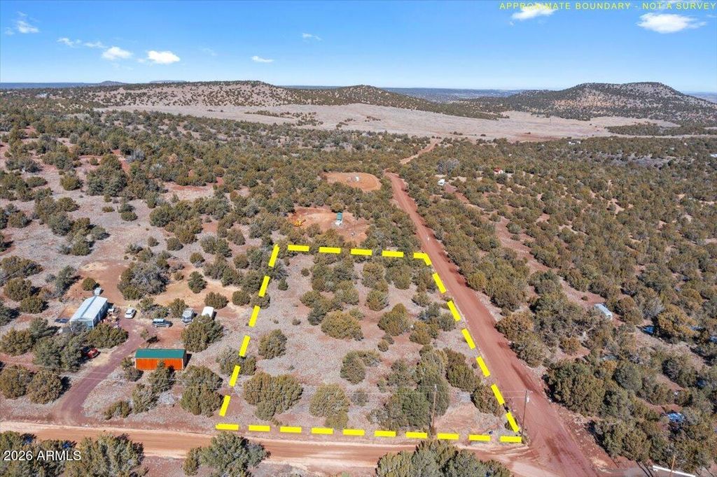 Image 6 of property listing at 51 County Rd 3193 -- 289, Vernon, AZ 85940