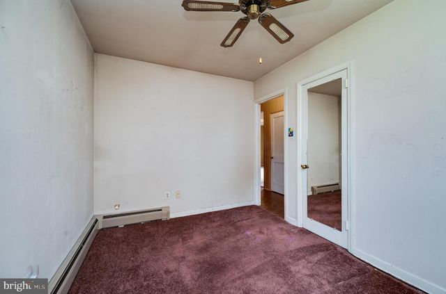 5214 WILSHIRE RD, Temple, PA 19560