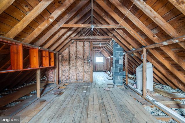 5214 WILSHIRE RD, Temple, PA 19560