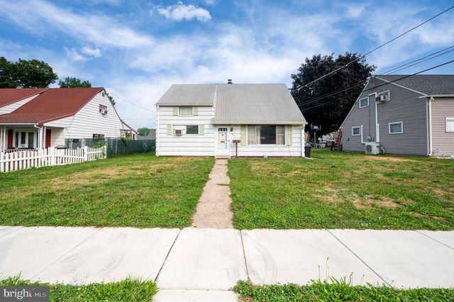 5214 WILSHIRE RD, Temple, PA 19560