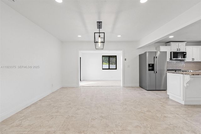 3392 NW 63rd St, Fort Lauderdale, FL 33309