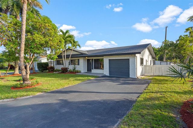 3392 NW 63rd St, Fort Lauderdale, FL 33309