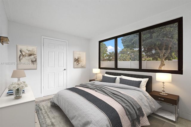 3392 NW 63rd St, Fort Lauderdale, FL 33309