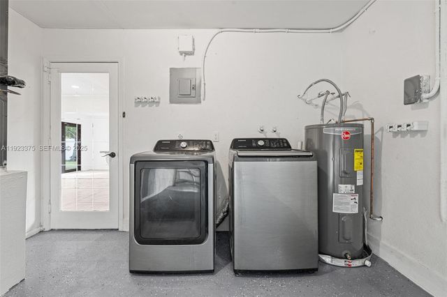 3392 NW 63rd St, Fort Lauderdale, FL 33309