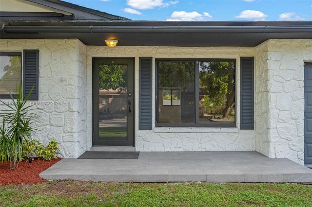 3392 NW 63rd St, Fort Lauderdale, FL 33309