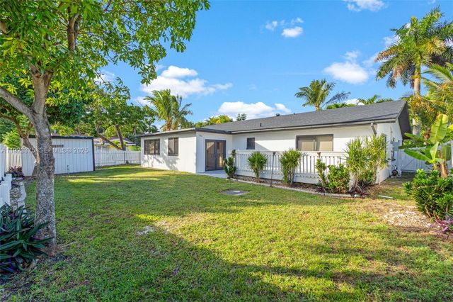 3392 NW 63rd St, Fort Lauderdale, FL 33309