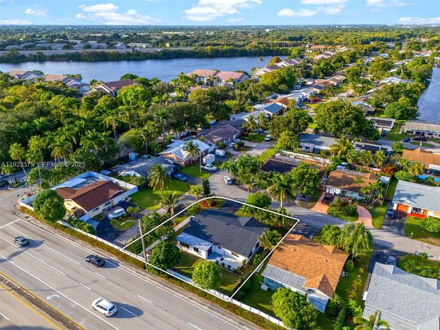 3392 NW 63rd St, Fort Lauderdale, FL 33309