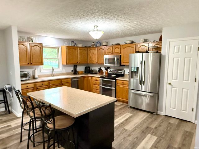 5918 S Foxwood Lane, Bloomington, IN 47401