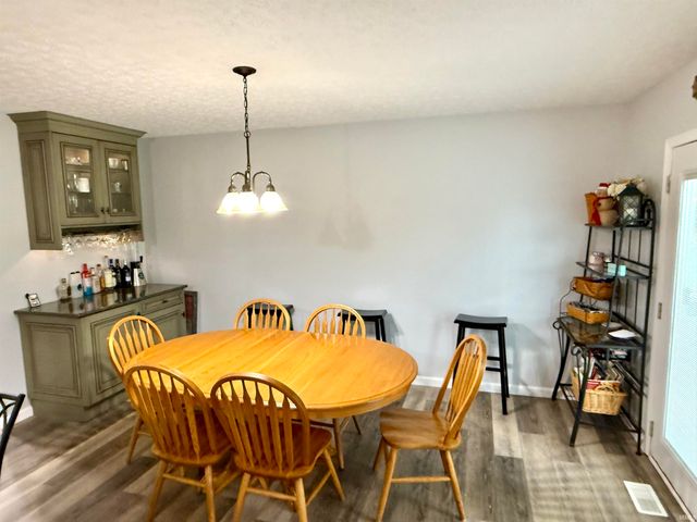 5918 S Foxwood Lane, Bloomington, IN 47401