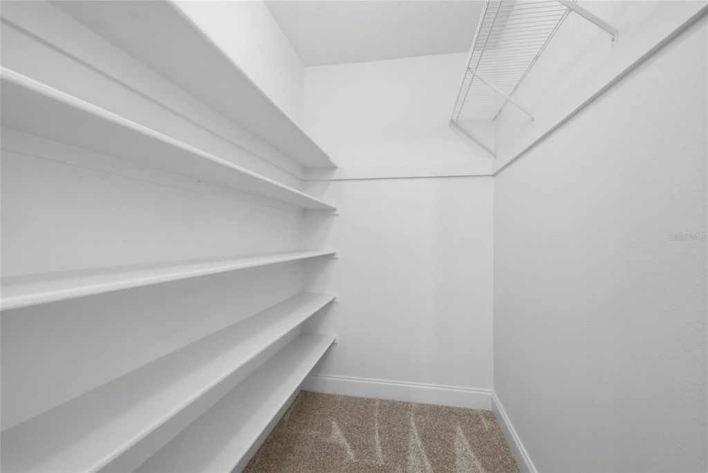 Image 13 of property listing at 9917 DESOTO COURT 9917, Bradenton, FL 34210