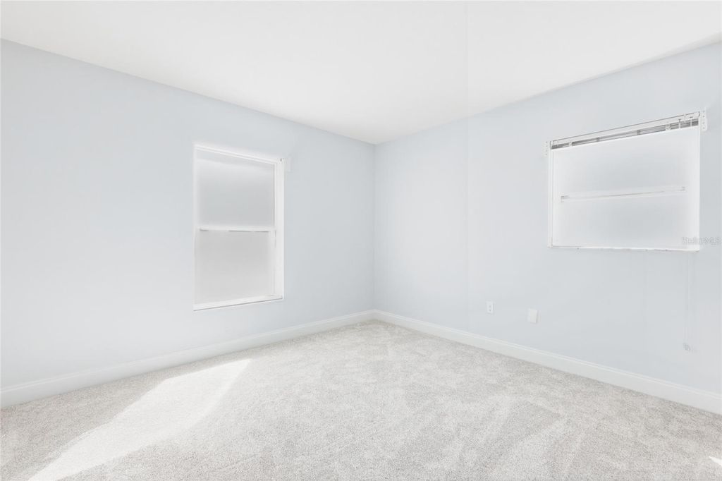 Image 16 of property listing at 9917 DESOTO COURT 9917, Bradenton, FL 34210