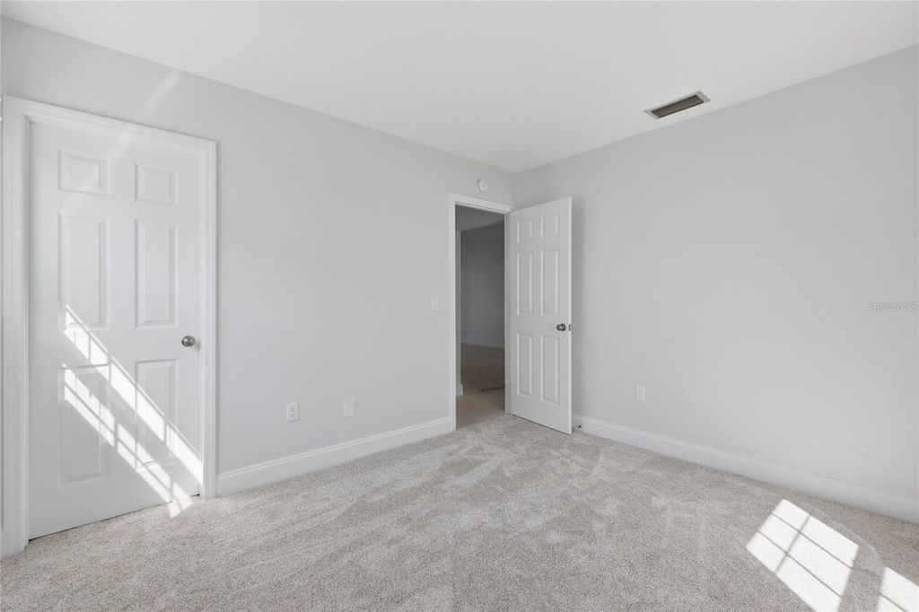 Image 17 of property listing at 9917 DESOTO COURT 9917, Bradenton, FL 34210