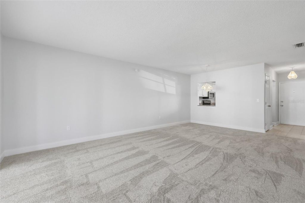 Image 10 of property listing at 9917 DESOTO COURT 9917, Bradenton, FL 34210