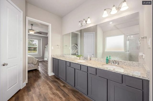 26579 Pin Oak Drive, Hempstead, TX 77445