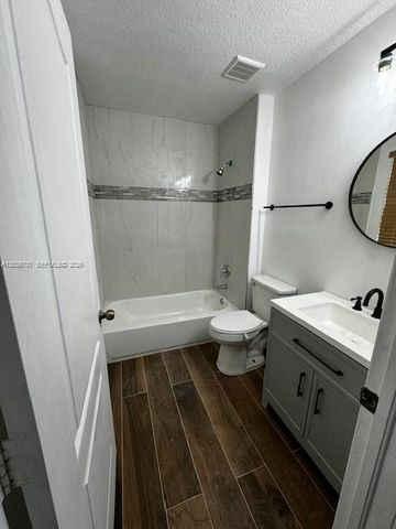 6970 NW 177th Street M104, Hialeah, FL 33015