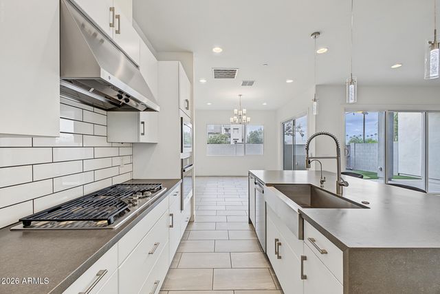 6890 E ORION Drive, Scottsdale, AZ 85257