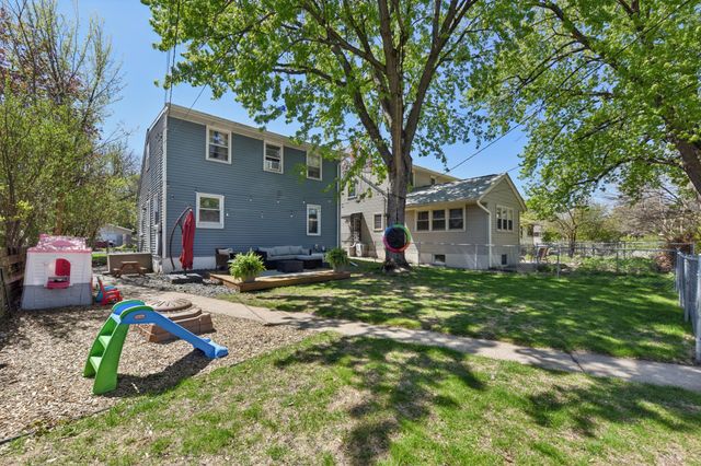 2916 W 60th Street, Minneapolis, MN 55410