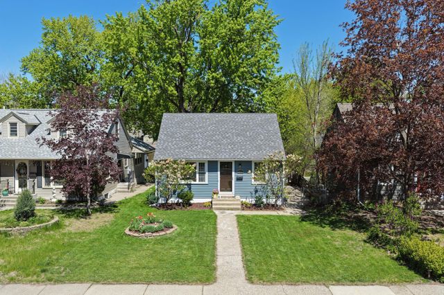 2916 W 60th Street, Minneapolis, MN 55410