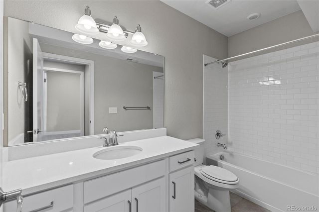 6485 Saddlesmith Street, Castle Pines, CO 80108