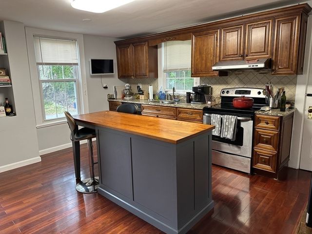 29 Vaille Ave 29, Lexington, MA 02421