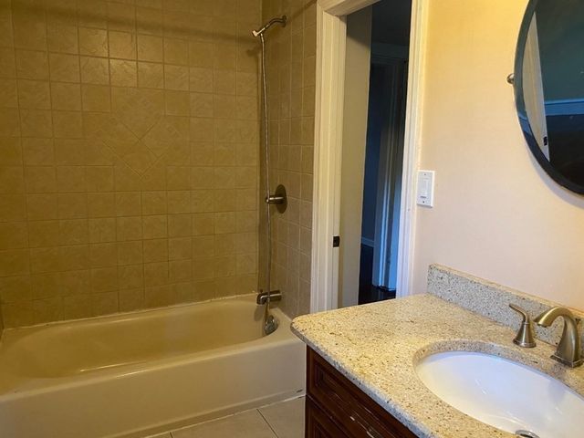 29 Vaille Ave 29, Lexington, MA 02421