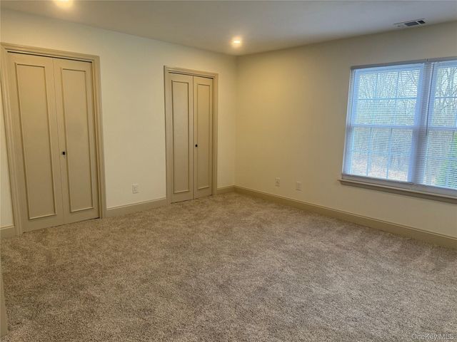 230 Homestead Village Drive, Warwick, NY 10990