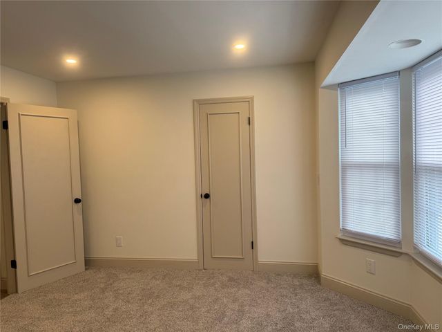 230 Homestead Village Drive, Warwick, NY 10990