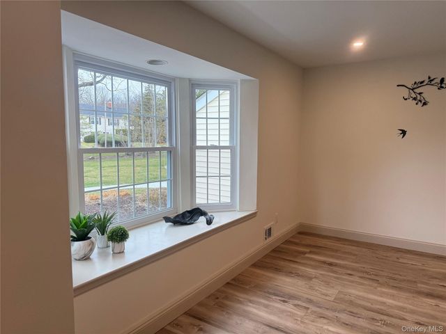 230 Homestead Village Drive, Warwick, NY 10990