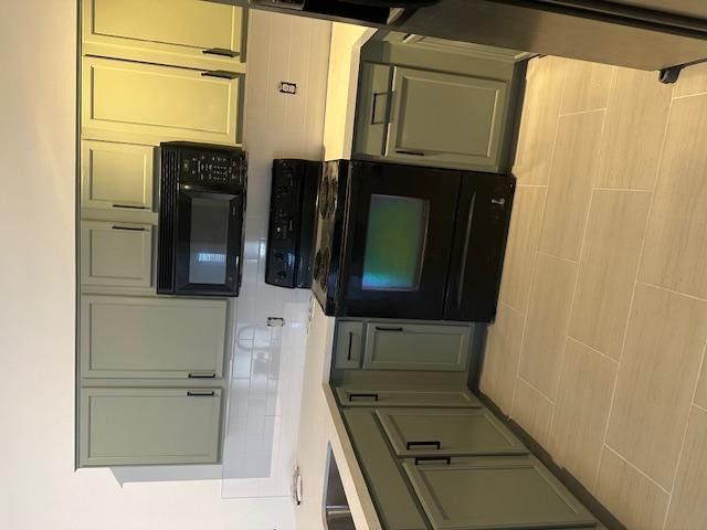 2250 E Deer Valley Road Unit 29, Phoenix, AZ 85024