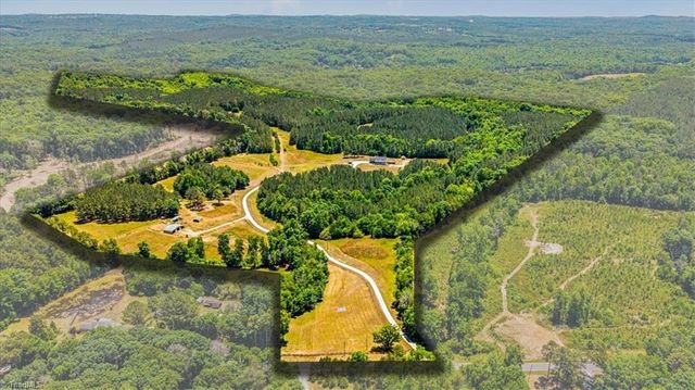 3901 Old Lexington Road, Asheboro, NC 27205