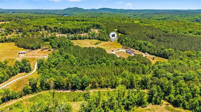 3901 Old Lexington Road, Asheboro, NC 27205