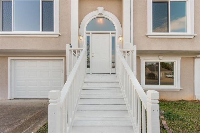 102 Peaceful View, Acworth, GA 30102