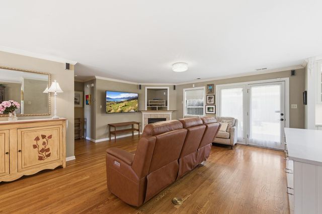 5167 TARRYTOWN DR, Memphis, TN 38117